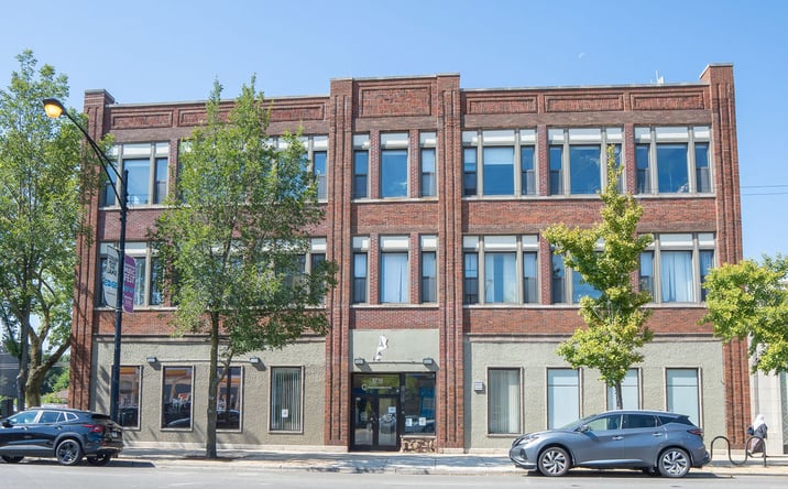 Pictures of Office property located at 5710 N Broadway Street, Chicago, IL 60660 for sales - image #1