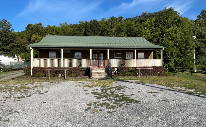 Pictures of Mixed Use, Office, Retail property located at 9051 Hiwassee Street, Charleston, TN 37310 for sales - image #1