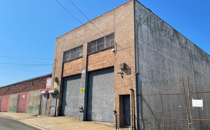 image of property at 58-24 64 STREET Flushing NY 11378-2817