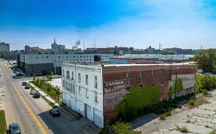 Pictures of Industrial, Office, Retail property located at 1114 Florence Blvd, Omaha, NE 68102 for sales - image #1