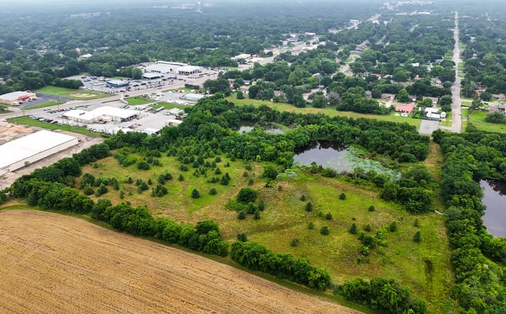 Pictures of Land property located at White Street and Russell Street, Bonham, TX 75418 for sales - image #1