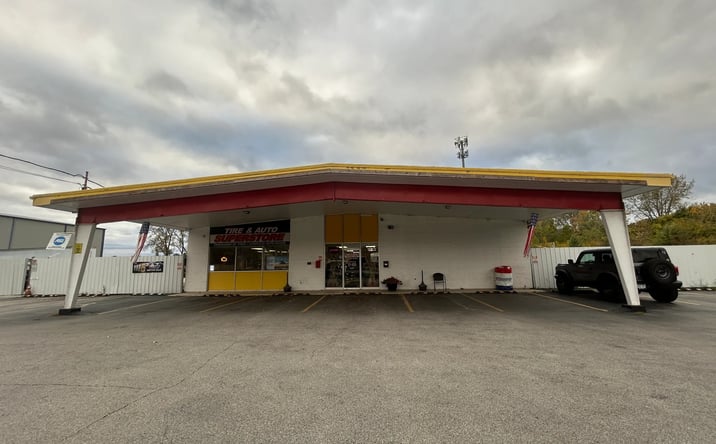 Pictures of Industrial property located at 5200 Cleveland St, Gary, IN 46410 for sales - image #1