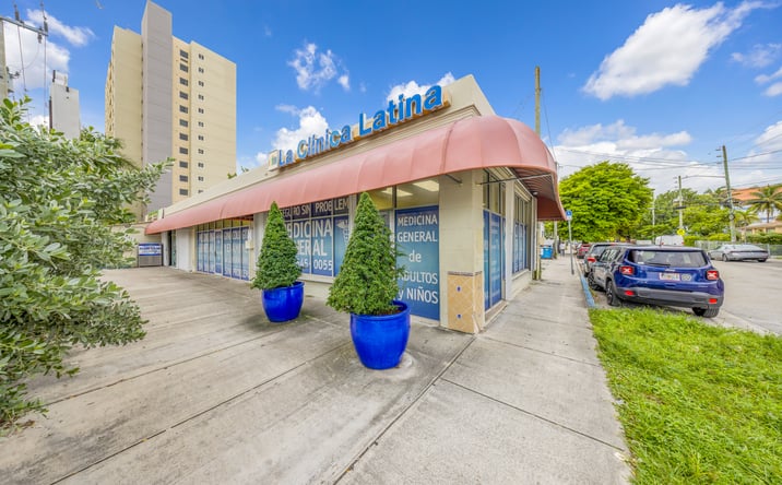 Pictures of Retail property located at 1058 Sw 1 st, miami, FL 33130 for sales - image #1