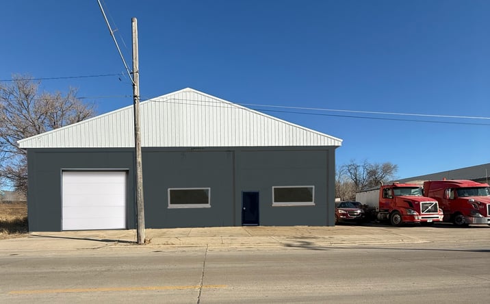 Pictures of Retail, Industrial property located at 104 11th St NE, Austin, MN 55912 for sales - image #1