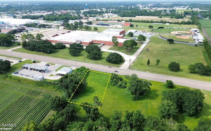 Pictures of Land property located at 000 W Admiral Doyle Drive, New Iberia, LA 70560 for sales - image #1