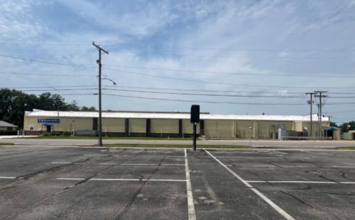Pictures of Industrial property located at 725 N. Locust, Ottawa, OH 18201 for sales - image #1