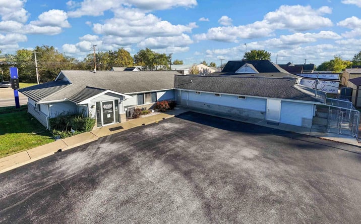 Pictures of Business for Sale, Office property located at 602 S COURT Street, Marion, IL 62959 for sales - image #1