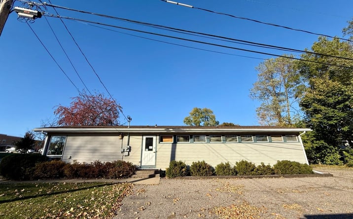 Pictures of Office, Retail property located at 314 Ash, Baraboo, WI 53913 for sales - image #1