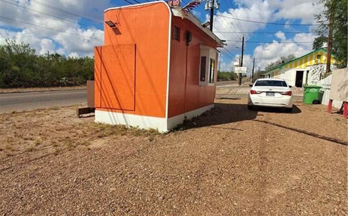 Pictures of Retail property located at 100 N Salinas Street, Rio Grande City, TX 78582 for sales - image #1