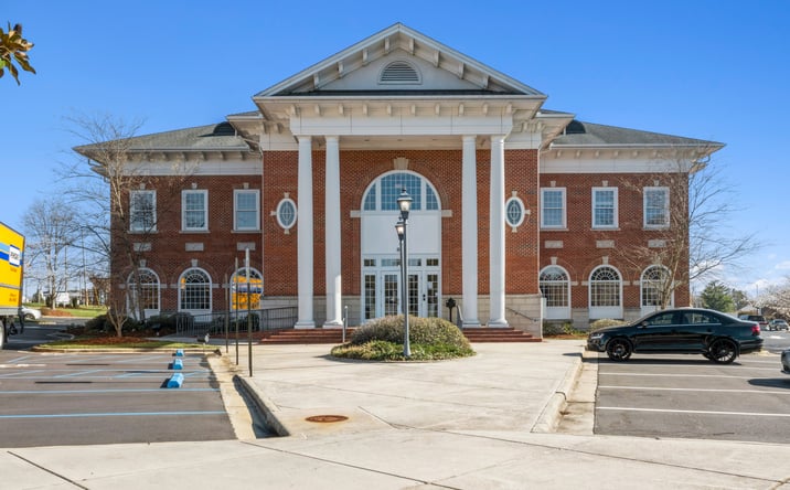 Pictures of Office, Retail property located at 801 North Elm Street, High Point, NC 27262 for sales - image #1
