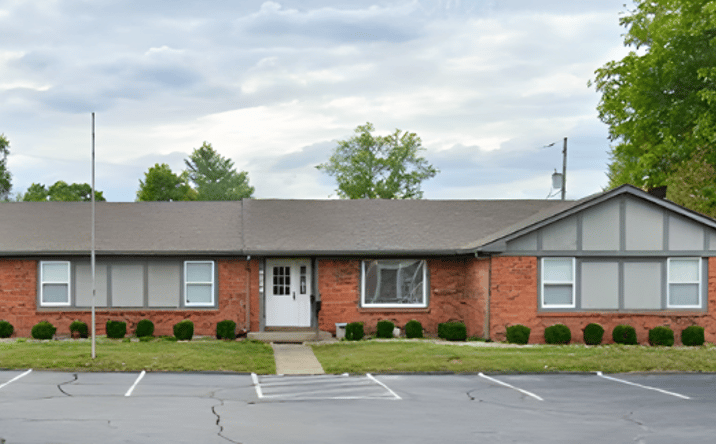Pictures of Office property located at 6004 S East St, Indianapolis, IN 46227 for sales - image #1