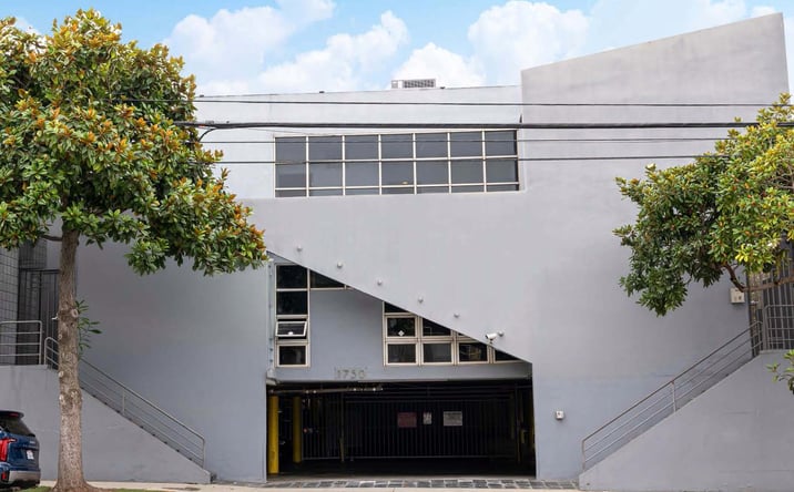 Pictures of Office property located at 1750 14th St, Santa Monica, CA 90404 for sales - image #1