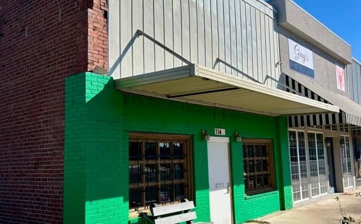 Pictures of Mixed Use, Office, Industrial property located at 116 N Main, Coalgate, OK 74538 for sales - image #1