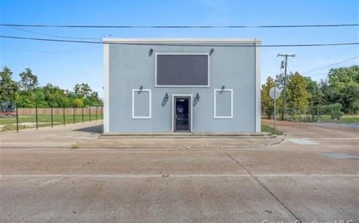 Pictures of Business for Sale property located at 2115 Moeling Street, Lake Charles, LA 70601 for sales - image #1