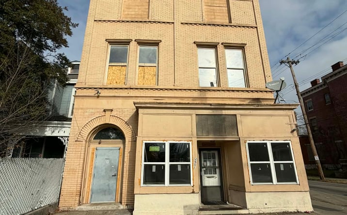Pictures of Mixed Use, Multifamily, Retail, Special Purpose property located at 2601 W Chestnut St, Louisville, KY 40211 for sales - image #1