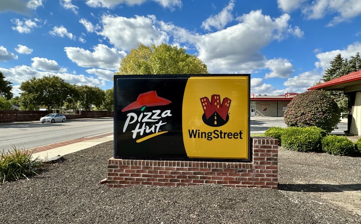 Pictures of Retail property located at 6736 E Main Street, Reynoldsburg, OH 43068 for sales - image #1