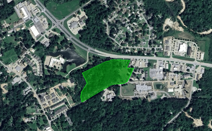 Pictures of Land property located at US-61, Saint Francisville, LA 70775 for sales - image #1