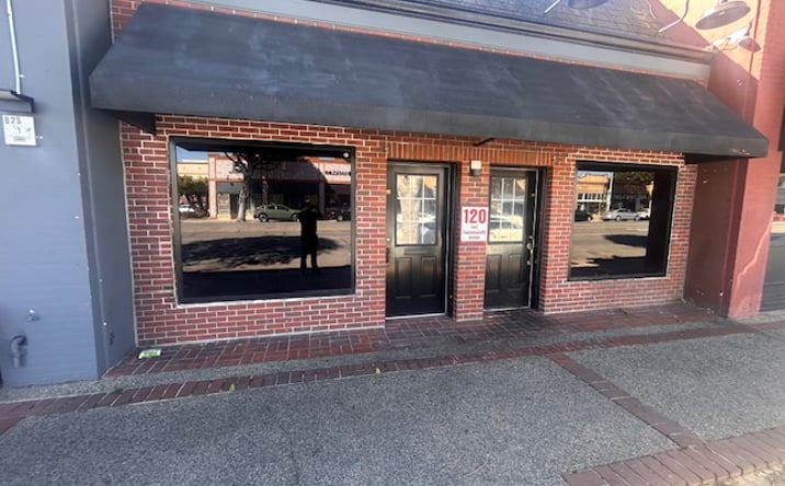 Pictures of Retail property located at 120 E Commonwealth Ave, Fullerton, CA 92832 for sales - image #1