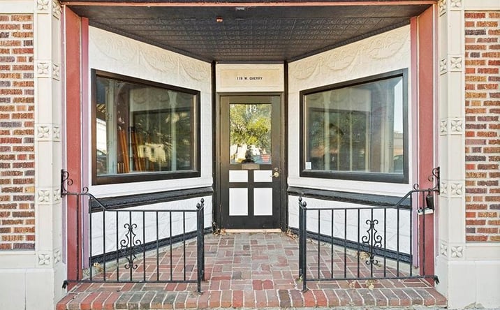 Pictures of Special Purpose property located at 119 W Cherry Street, Nevada, MO 64772 for sales - image #1