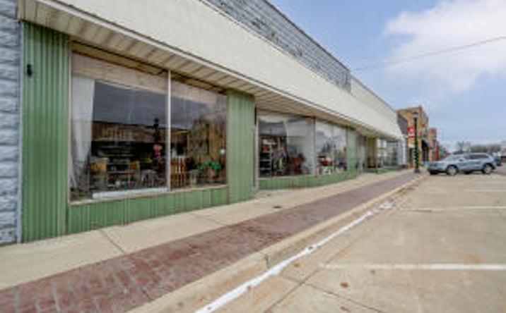 Pictures of Retail, Office, Industrial property located at 9004 First Street, Baroda, MI 49101 for sales - image #1