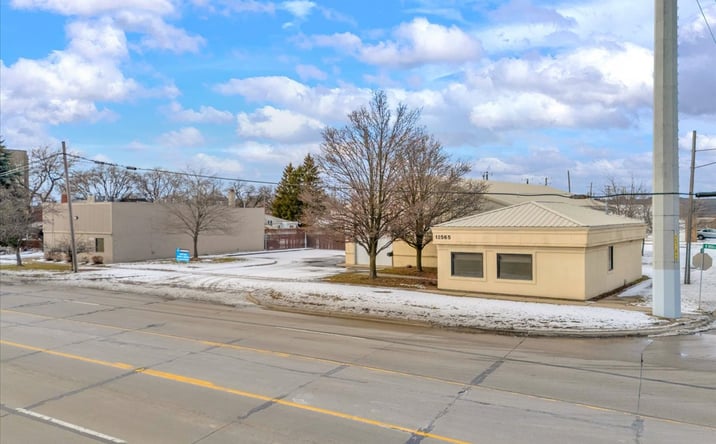 Pictures of Industrial property located at 12565 East 9 Mile Road, Warren, MI 48089 for sales - image #1
