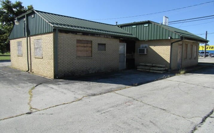 Pictures of Special Purpose property located at 000 Bus 60, Aurora, MO 65605 for sales - image #1