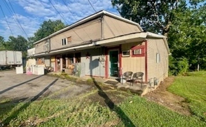 Pictures of Special Purpose property located at 8935, 8937, 893 US Rt 152, Wayne, WV 25570 for sales - image #1
