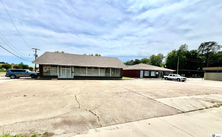 Pictures of Special Purpose property located at 4334 Desiard Street, Monroe, LA 71203 for sales - image #1