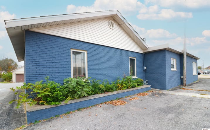Pictures of Special Purpose property located at 3220 Lone Oak Road, Paducah, KY 42001 for sales - image #1