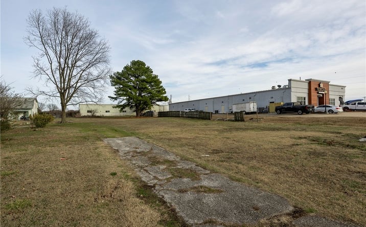 Pictures of Special Purpose property located at 2603 & 2605 N 2nd Street, Rogers, AR 72756 for sales - image #1