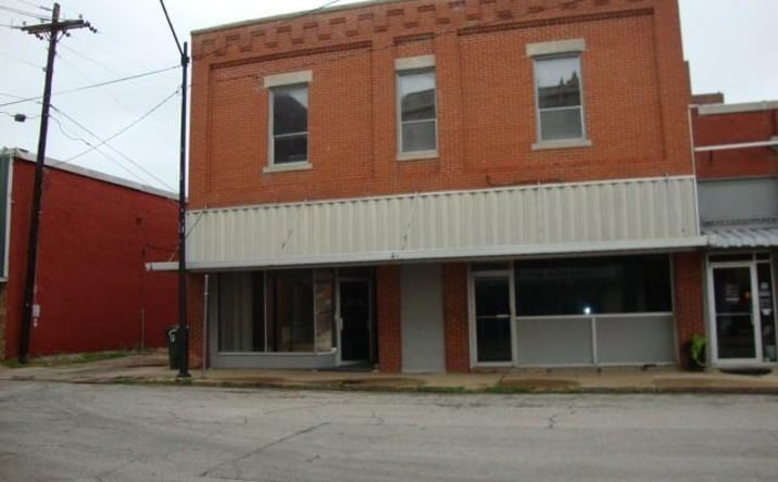 Pictures of Special Purpose property located at 209 7th Street, Okmulgee, OK 74447 for sales - image #1