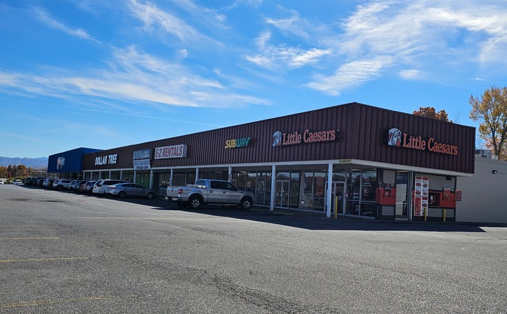 Pictures of Retail property located at 1950 S Roan St, Johnson City, TN 37601 for sales - image #1