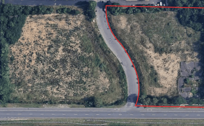Pictures of Land property located at Veterans Memorial Hwy, Ronkonkoma, NY 11779 for sales - image #1