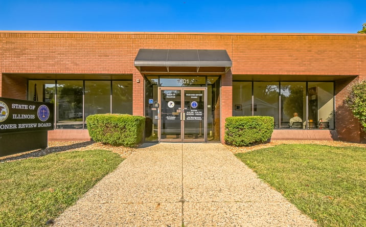 Pictures of Office property located at 1001 N Walnut St, Springfield, IL 62702 for sales - image #1