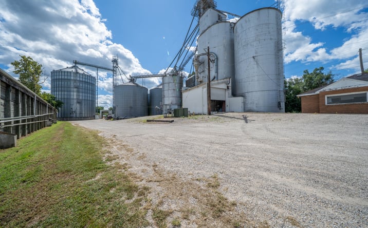 Pictures of Industrial property located at 600 S Broadway St, Manito, IL 61546 for sales - image #1