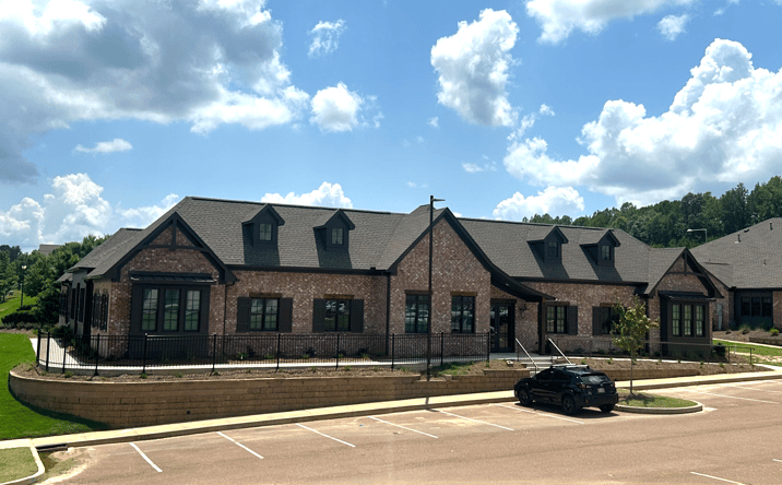 Pictures of Office property located at 410 Enterprise Dr, Oxford, MS 38655 for sales - image #1