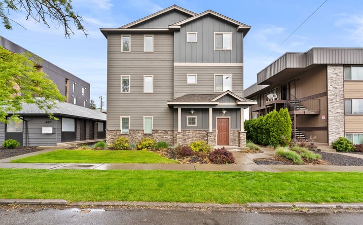 Pictures of Multifamily property located at 815 E Sharp Avenue, Spokane, WA 99202 for sales - image #1