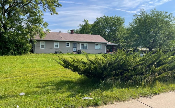 Pictures of Land property located at 134 W 30th St, Indianapolis, IN 46208 for sales - image #1
