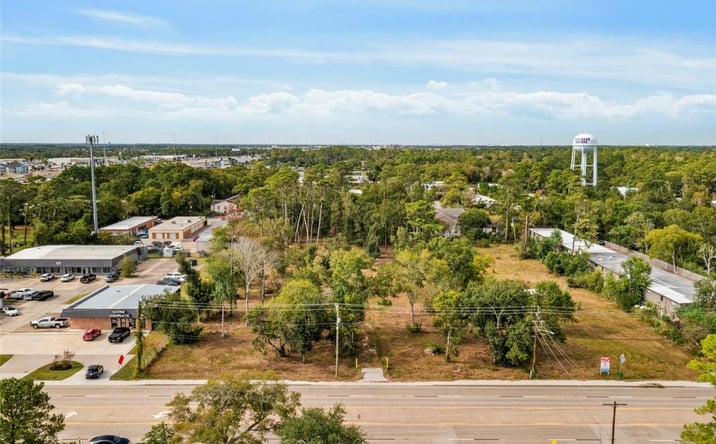 Pictures of Land property located at 417 41st St, Dickinson, TX 77539 for sales - image #1