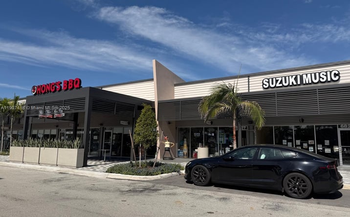 Pictures of Business for Sale, Retail, Office property located at 6827 Stirling, Davie, FL 33314 for sales - image #1