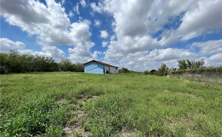 Pictures of Industrial property located at 618 Commerce Street, San Benito, TX 78586 for sales - image #1