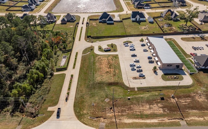 Pictures of Mixed Use, Retail, Special Purpose property located at 316 Plantation Hills Blvd, Stonewall, LA 71078 for sales - image #1