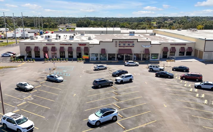 Pictures of Retail property located at 5510 W Colonial Dr, Orlando, FL 32808 for sales - image #1