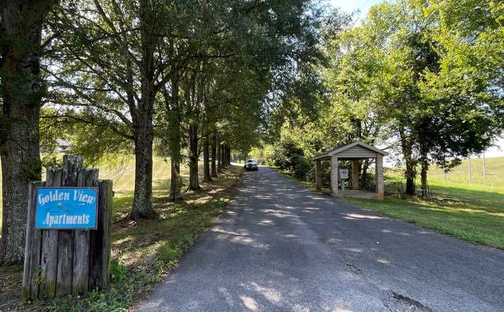Pictures of Multifamily property located at 2709 Roberts Road, Kodak, TN 37764 for sales - image #1
