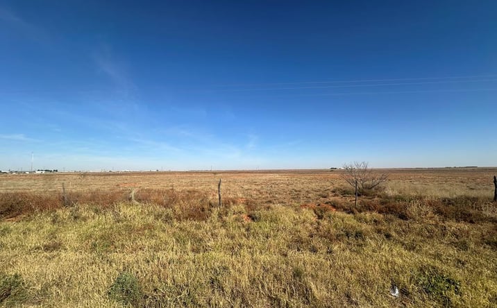 Pictures of Land property located at LOT 8 County Rd 100, Seminole, TX 79360 for sales - image #1