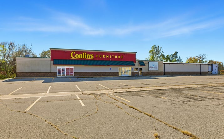 Pictures of Industrial, Mixed Use, Retail property located at 310 34th Ave W, Alexandria, MN 56308 for sales - image #1