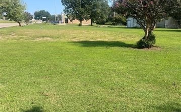 Pictures of Land, Office, Retail property located at 1112 E Wade Watts Street, McAlester, OK 74501 for sales - image #1