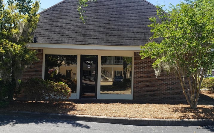 Pictures of Retail property located at 1960 Old Trolley Rd, Summerville, SC 29485 for sales - image #1