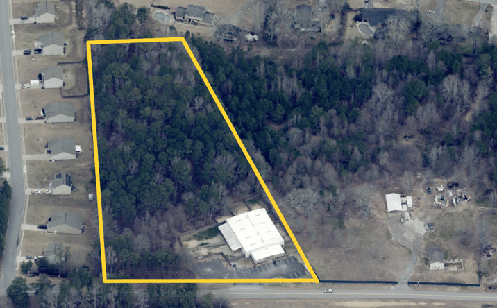 Pictures of Mixed Use, Office, Retail, Special Purpose property located at 7377 W Strickland St, Douglasville, GA 30134 for sales - image #1
