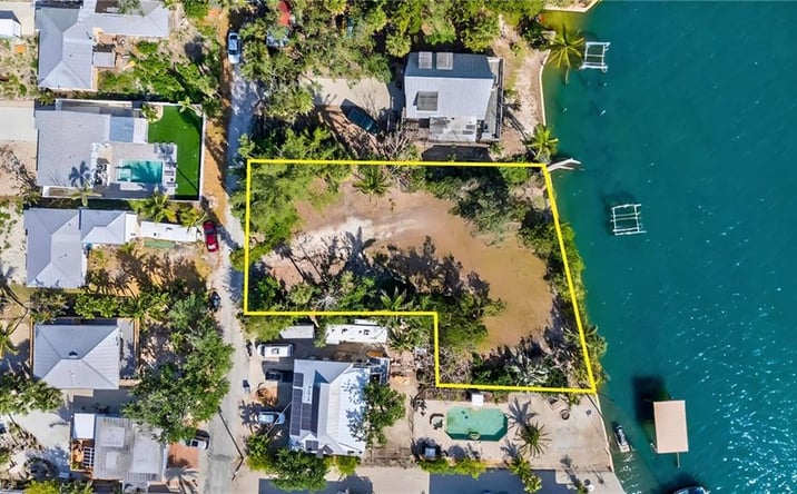 Pictures of Land property located at 4851 Dolphin Ln, Fort Myers Beach, FL 33931 for sales - image #1